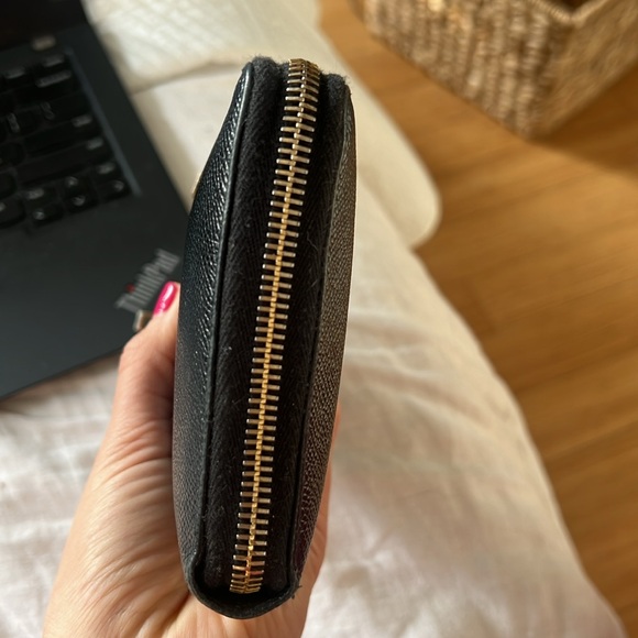 Dolce & Gabbana Black Agenda/Wallet - Picture 6 of 12